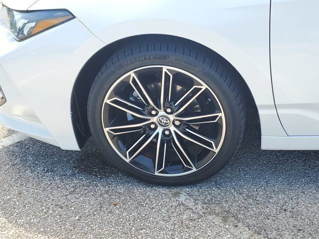 Used 2019 Toyota Avalon XSE w/ All Weather Liner Package FWD image 8