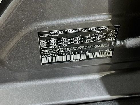 Used 2017 Mercedes-Benz GLA 250 4MATIC image 37