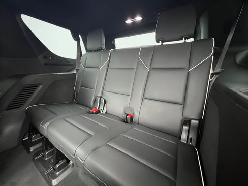 Used 2021 Cadillac Escalade Sport RWD image 21