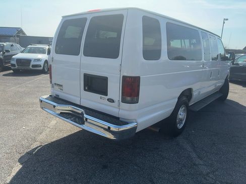 Used 2013 Ford E-350 and Econoline 350 XLT image 4