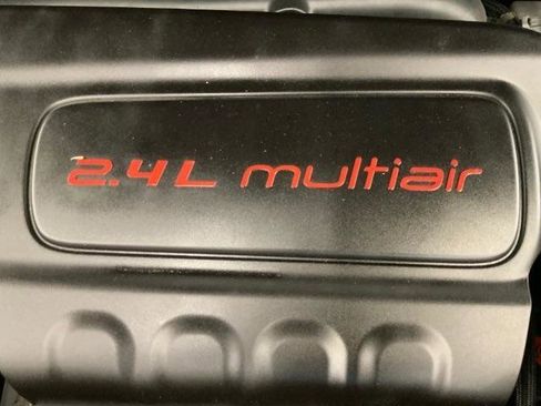 Used 2018 Jeep Compass Latitude AWD/4WD image 36