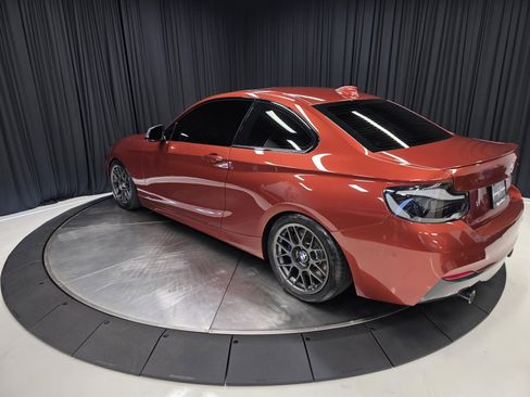 Used 2018 BMW M240i Coupe image 9