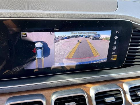 Used 2020 Mercedes-Benz GLE 350 w/ 3rd Row Seat Package image 19