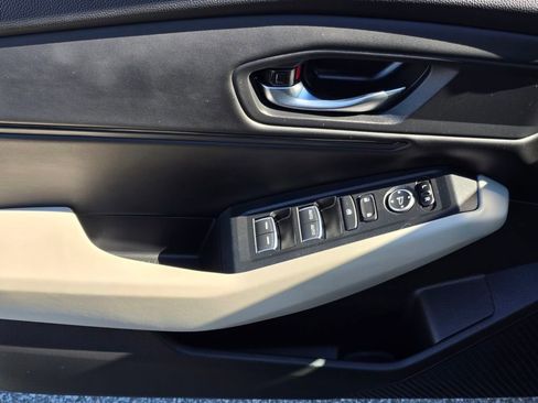 Used 2023 Honda Accord EX image 10