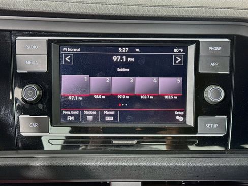 Used 2019 Volkswagen Jetta GLI FWD image 14