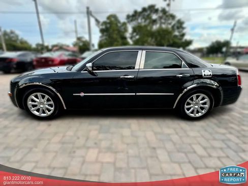 Used 2006 Chrysler 300 C image 8