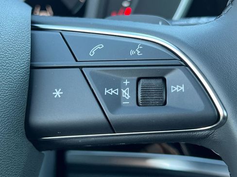 New 2025 Audi Q3 2.0T Premium image 19