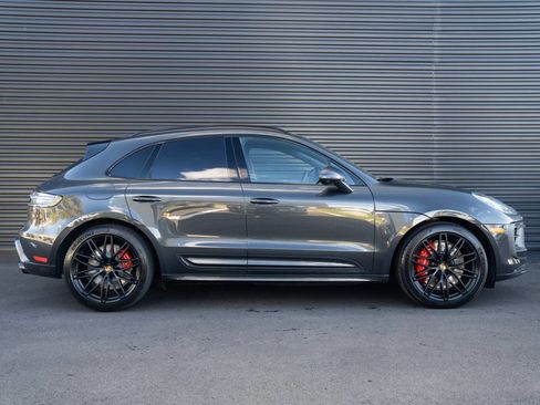 New 2026 Porsche Macan GTS image 9