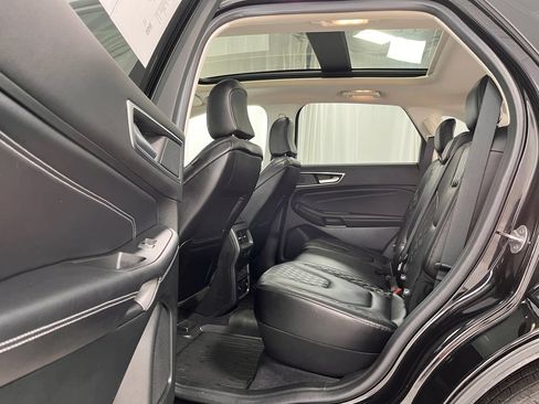 Used 2024 Ford Edge Titanium w/ Equipment Group 301A AWD/4WD image 31