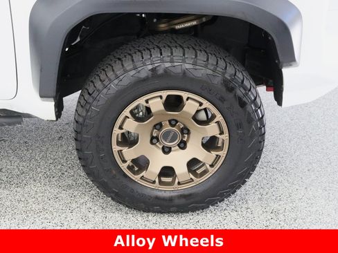 Used 2025 Toyota Tacoma 4x4 Double Cab Hybrid image 5