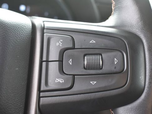 Used 2023 GMC Yukon AT4 image 23