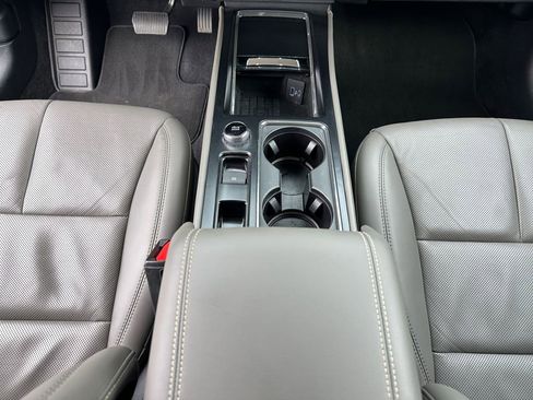 Used 2024 Lincoln Corsair Reserve w/ Equipment Group 201A image 16