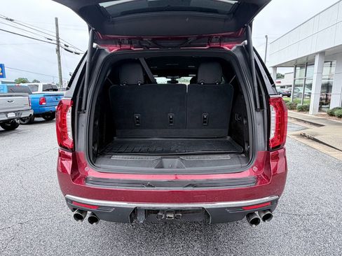 Used 2021 GMC Yukon Denali RWD image 9