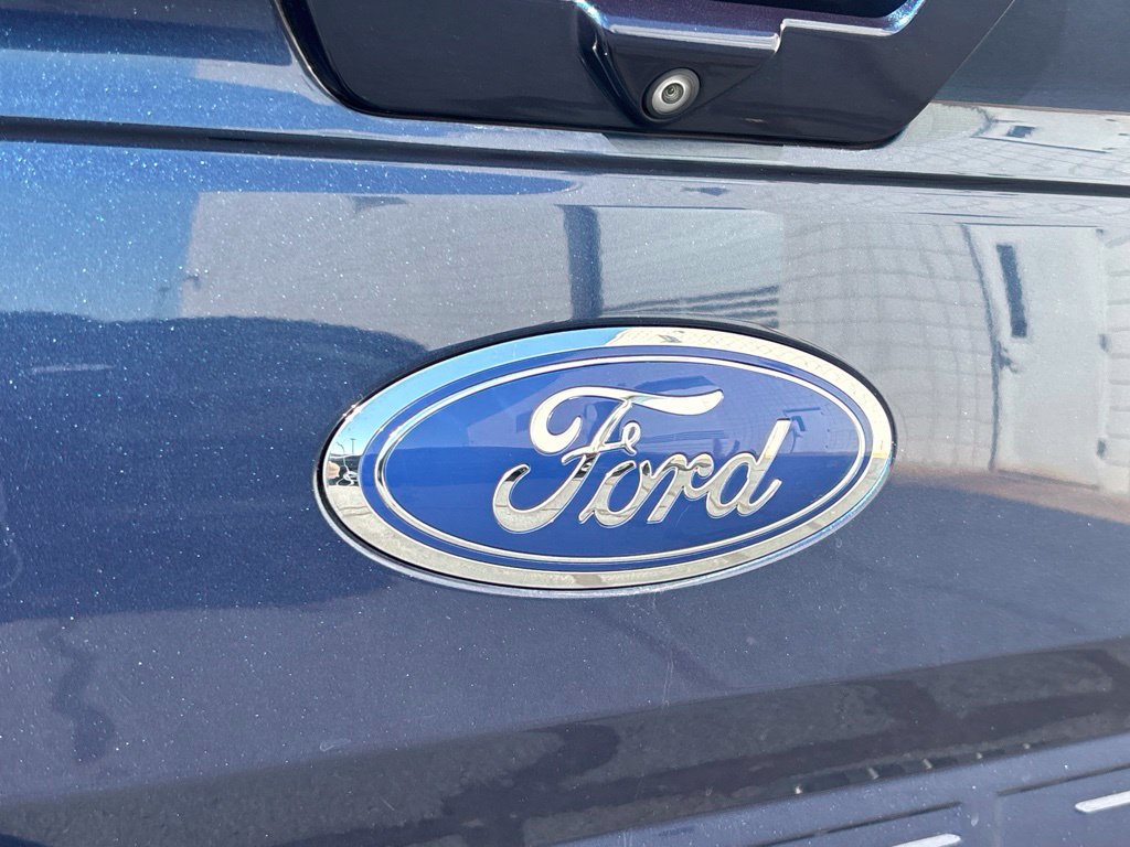 Used 2018 Ford F150 Lariat w/ Equipment Group 501A Mid AWD/4WD image 31