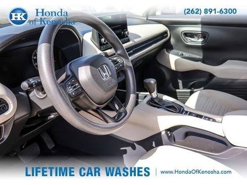 Certified 2025 Honda HR-V LX image 10