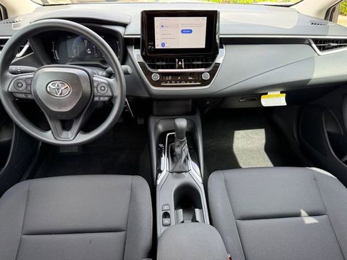 Used 2026 Toyota Corolla LE image 21