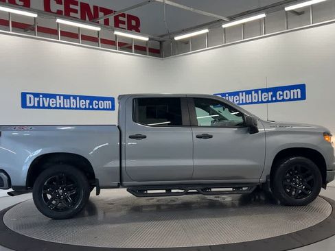 Used 2023 Chevrolet Silverado 1500 Custom AWD/4WD image 2