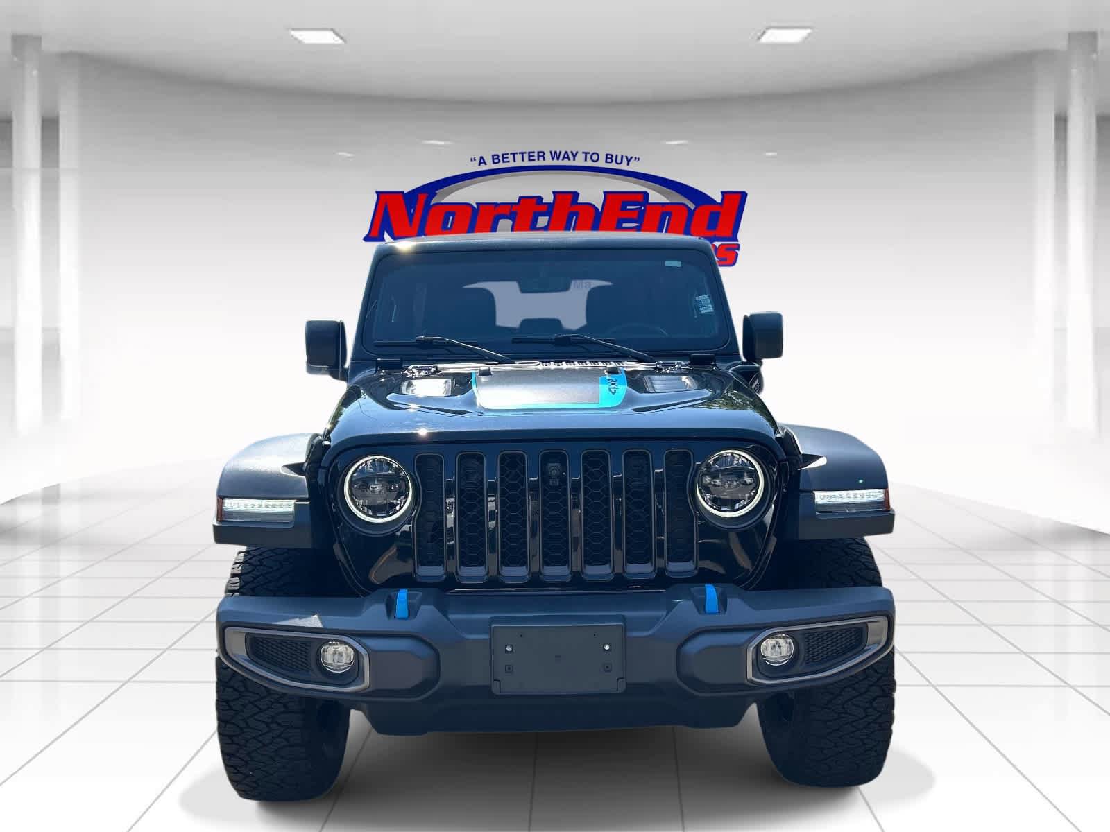 Used 2023 Jeep Wrangler Unlimited Rubicon 4xe w/ Cold Weather Group AWD/4WD image 8