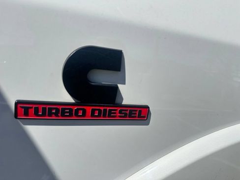 Used 2022 RAM 2500 Limited AWD/4WD image 6