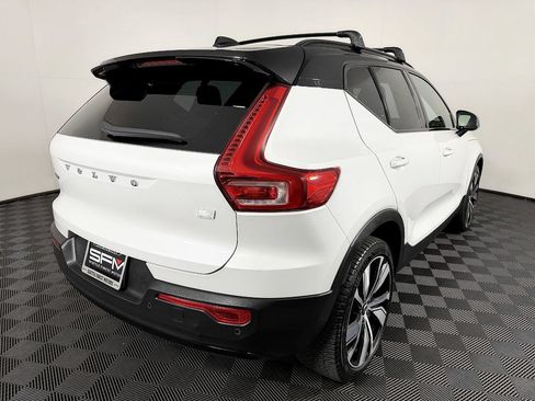 Used 2021 Volvo XC40 P8 Recharge w/ Advanced Package AWD/4WD image 9