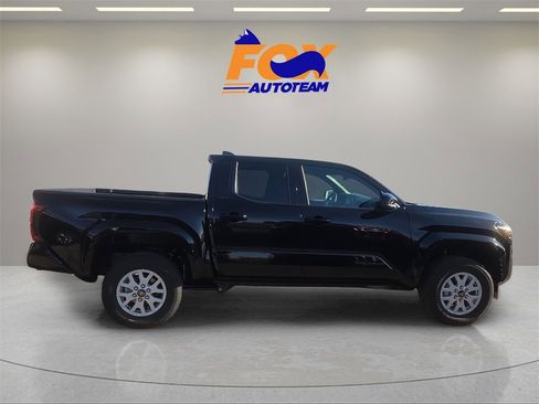 New 2026 Toyota Tacoma SR5 image 5