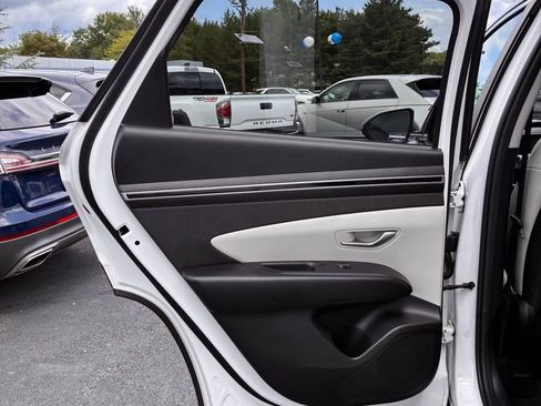 Used 2023 Hyundai Tucson SEL w/ Convenience Package AWD/4WD image 23