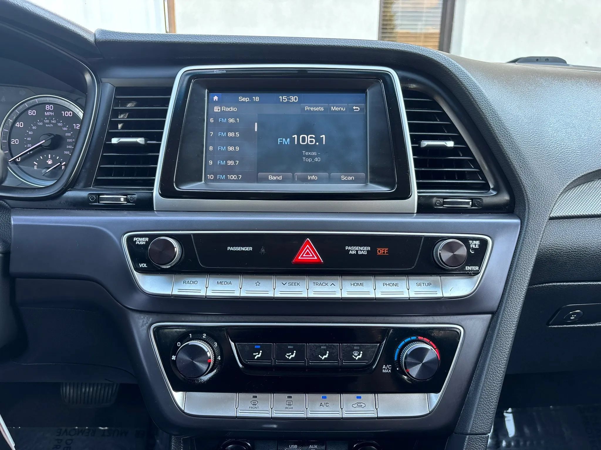 Used 2018 Hyundai Sonata ECO FWD image 25