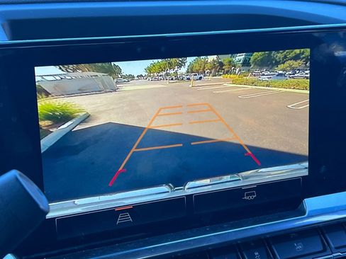 Used 2023 GMC Sierra 1500 Elevation image 27