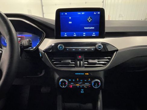 Used 2022 Ford Escape SEL w/ Technology Package AWD/4WD image 35