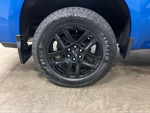 Certified 2022 Chevrolet Silverado 1500 RST AWD/4WD image 10