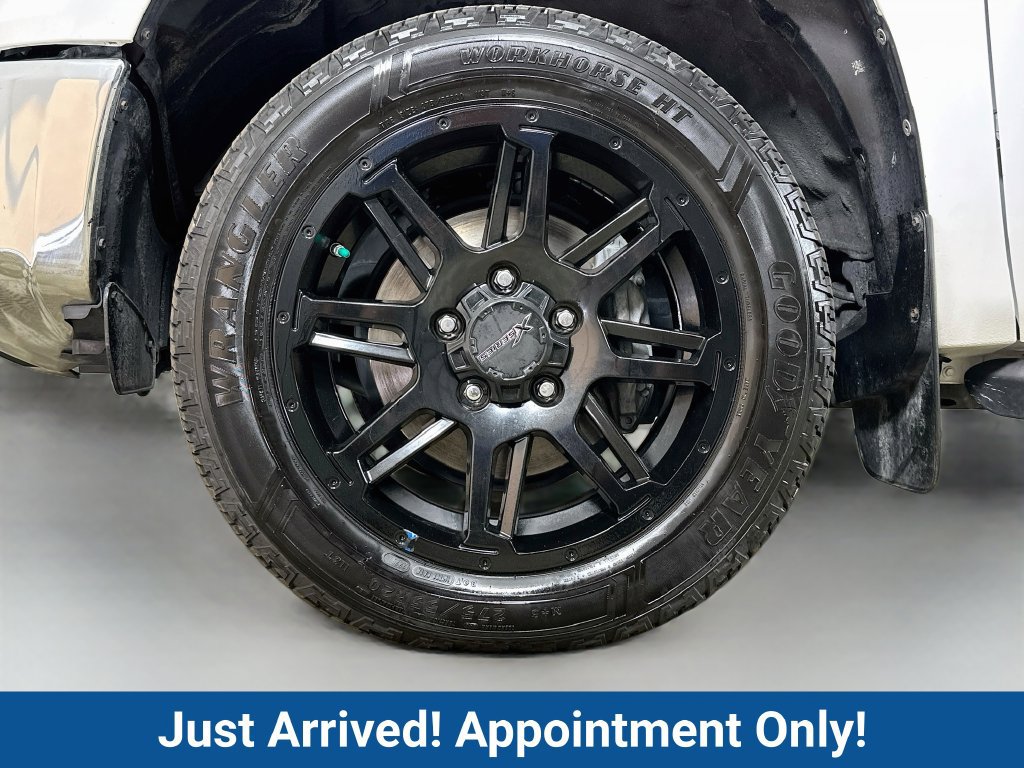 Used 2021 Toyota Tundra SR5 w/ SR5 Upgrade Package RWD image 29