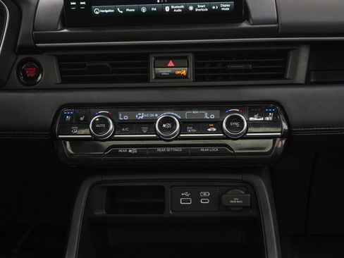 Used 2024 Honda Pilot Elite image 17