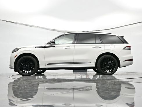 New 2025 Lincoln Aviator Reserve w/ Equipment Group 201A AWD/4WD image 42