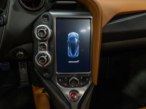 Used 2020 McLaren 720S Spider image 65