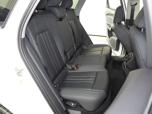 Used 2025 Audi Q5 Premium Plus w/ Premium Plus AWD/4WD image 20