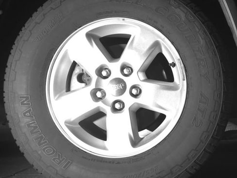 Used 2012 Jeep Grand Cherokee Laredo w/ Laredo E Group AWD/4WD image 10