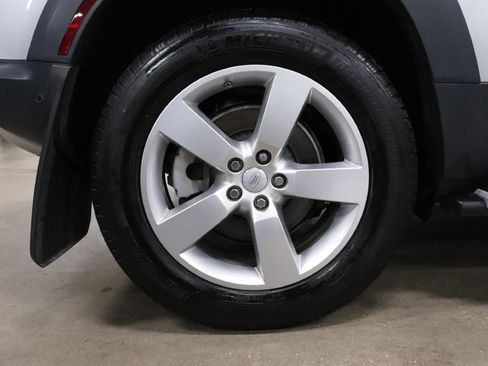 Used 2020 Land Rover Defender 110 HSE image 37