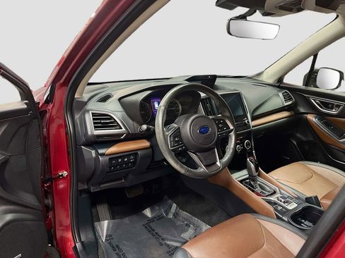Used 2024 Subaru Forester Touring AWD/4WD image 9
