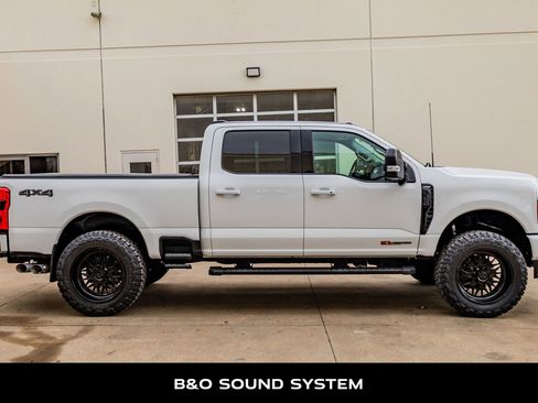 Used 2024 Ford F350 Lariat w/ Lariat Ultimate Package image 11