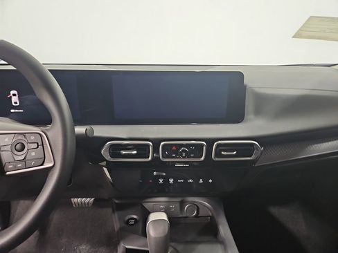 New 2026 Nissan Sentra SV image 19