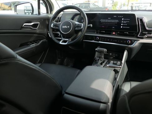 Used 2023 Kia Sportage EX image 26