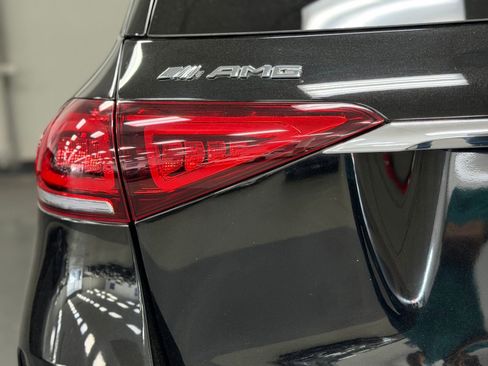 Used 2022 Mercedes-Benz GLE 63 AMG S image 12