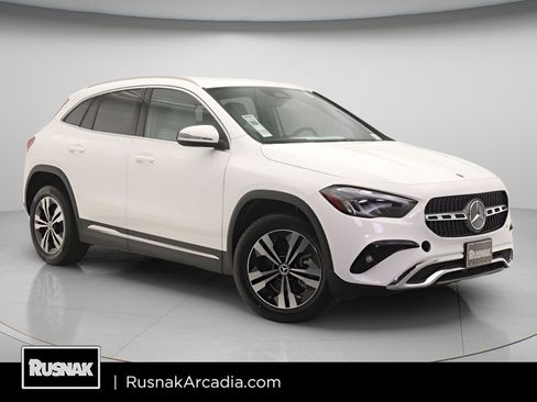 New 2026 Mercedes-Benz GLA 250 image 1