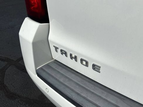 Used 2019 Chevrolet Tahoe LT w/ Luxury Package AWD/4WD image 36