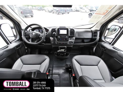 Used 2026 RAM ProMaster 2500 w/ Convenience Group FWD image 10