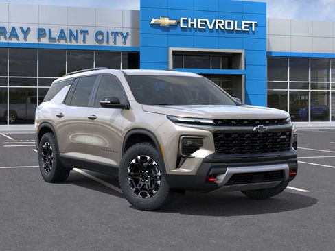 New 2027 Chevrolet Traverse Z71 w/ Enhanced Driving Package AWD/4WD image 7