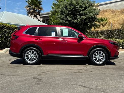 Certified 2025 Honda CR-V EX image 3