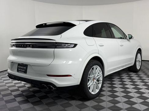 Certified 2026 Porsche Cayenne Coupe AWD/4WD image 9