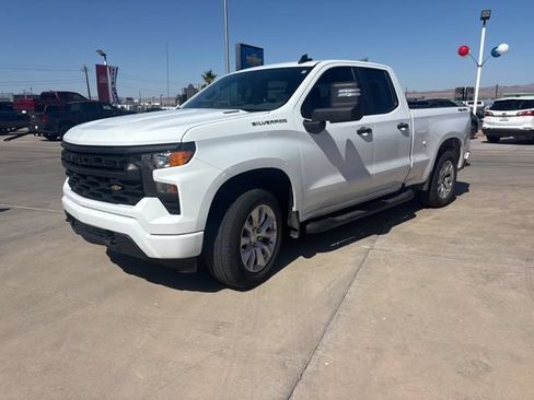 Used 2024 Chevrolet Silverado 1500 Custom AWD/4WD image 4