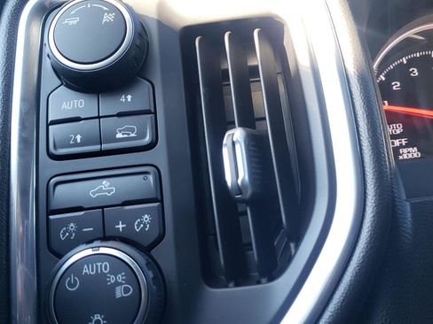 Used 2019 Chevrolet Silverado 1500 LT w/ All-Star Edition image 18